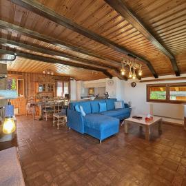 Bear Ridge Retreat - 8mns to slopes - Swiss Alps, hotell i Les Agettes