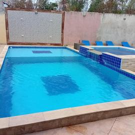 Chacara com piscina completa 28 pessoas TOMORROWLAND, hotel v destinácii Itu