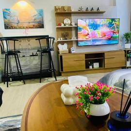 Condo Stay Near SM City Santa Rosa Mall、Ibabaのホテル