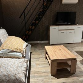 Maison f3 neuve et climatisée, hotel in Montceau-les-Mines