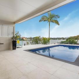 Serene 5BR Waterfront Escape - Prestige