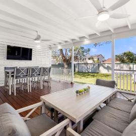 Barronstown - Pet Friendly with Fire Pit