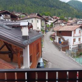 Il rifugio sotto le stelle – hotel w mieście Valle di Cadore