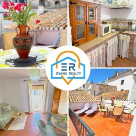 Evans Realty BP Casa Higinea Céntrico y terraza, Hotel in El Borge