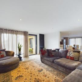 Coach House - Farm stay