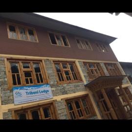 Tribeni Lodge Phakding, hotel en Phakding