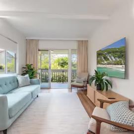 Little Cove Getaway Noosa 2BR, hotel in Noosa Heads