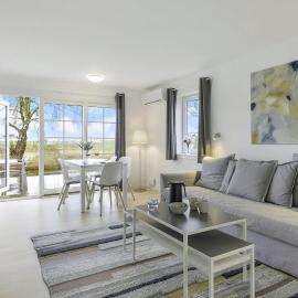 Gorgeous Apartment In Læsø With House Sea View