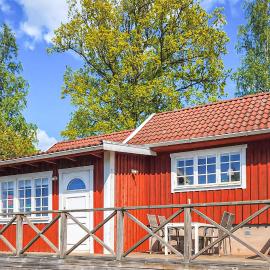 Cozy Home In Gränna With Sauna