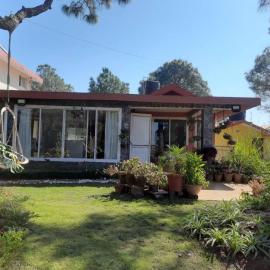 House in the Serene Hills of Bhimtal, hotel in Bhīm Tāl