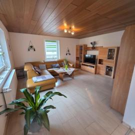 Haus Raab, hotel a Knetzgau