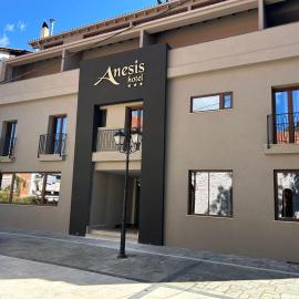 Anesis Hotel, hotel u gradu Kalavrita