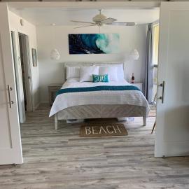 Chic Maui Condo Steps From Beach & Ocean