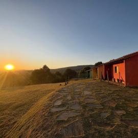 Chalés Pão Sobre as Águas - a 5 minutos de cachoeiras e vista maravilhosa do pôr do sol