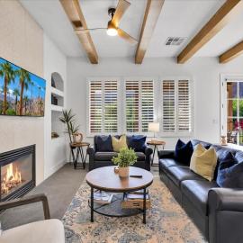 Luxurious Remodeled Villa in La Quinta #A, hotell sihtkohas La Quinta