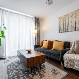 Cozy Family Home Near Montreal