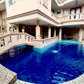 Babakan Madang में, होटल Vila Princess Sentul 7 bedroom Private pool, Billiard, Tenis meja