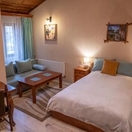 Костовският хан, hotel in Tsjepelare