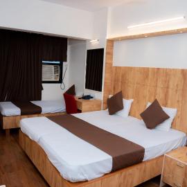 Hotel Woodland