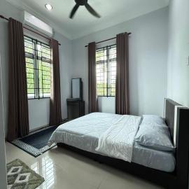 Laman Ombak Homestay Private Swimming Pool