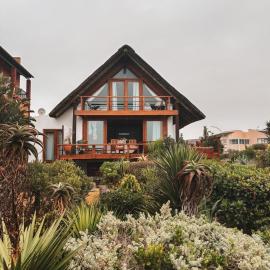 Dreamland Beach House & Studios at Supertubes, hotel in Jeffreys Bay