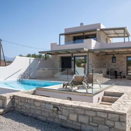 AEONIOS LUXURY VILLA, hotel u gradu 'Pitsidia'