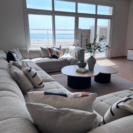 Al Marsa Beachfront Villa, hotel in Al Sharqiyah