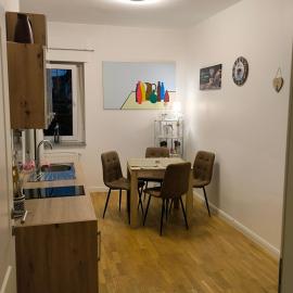 AufmLohr - Appartement mit 3 Schlafzimmern-für 5 Personen- 4 Einzelbetten- 1 Ausziehcouch- in Leverkusen Hitdorf - Private Parkplätze vorhanden-