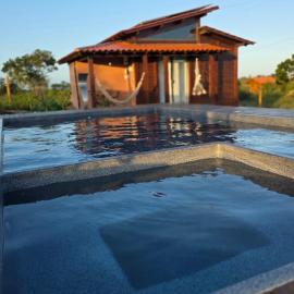 Chalé Romantico com SPA e Piscina PRIVATIVO, hotel a Guarapari