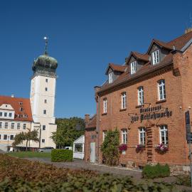 Pension "Zur Schloßwache" Delitzsch, хотел в Делич