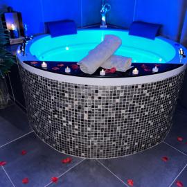 Le Cocoon Sernhac - chambre romantique, hotel a Sernhac