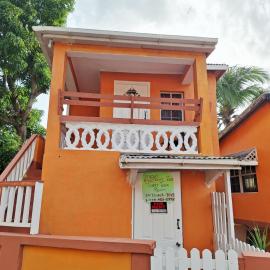 EMME Escape, hotel in Saint Georgeʼs