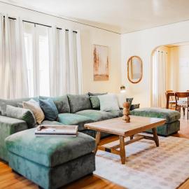 The Downtown Haus | Walking Distance to DT KFalls