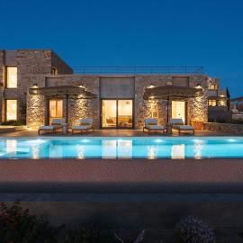 Theros Villas Naxos, hotel u gradu 'Plaka'