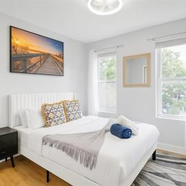 Viesnīca Stylish 5BR DC Retreat Backyard Free Parking Vašingtonā