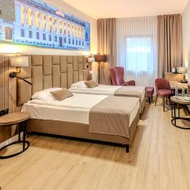 Hotel Topaz Poznań Centrum, hótel í Poznań