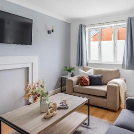 Contractor Haydock Home in St Helens Near Racecourse