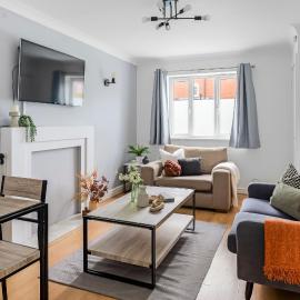 Contractor Haydock Home in St Helens Near Racecourse, hotel a Haydock