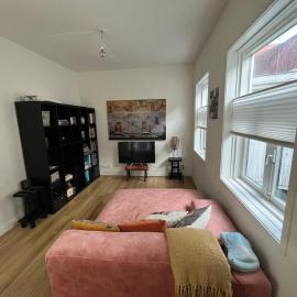 Cute cottage house in the city centre with terrace, hotel di Den Haag