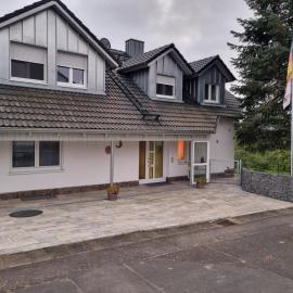 Ferienwohnung Hanne โรงแรมในDittelbrunn