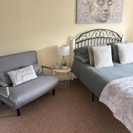 Flat 4 Cleethorpes apts