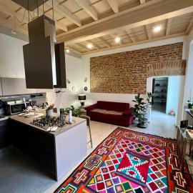 Dimora Boezio7, cozy and charming place in center with private parking، فندق في بافيا