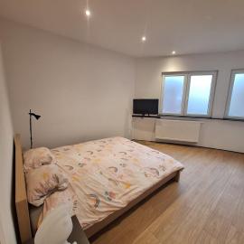 Peace and quiet in Liège, private room and bathroom