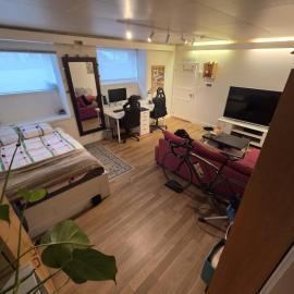 Big and cozy room in the middle of the city, hotel in Trondheim