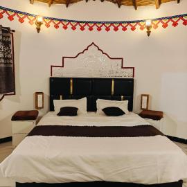 Dholavira Desert Homestay, hotell i Dholovira