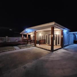 Aholelei Waterfront Home, hotel in Nuku‘alofa