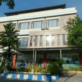 Hotel Prasasti Pacitan: Pacitan şehrinde bir otel