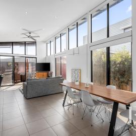 Pet Friendly, Flex Check-InOut, Australiana Touch, hotel in Geelong West