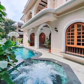 Laz hnh flagship- Stunning outdoors With Pvt Pool and Jacuzzi