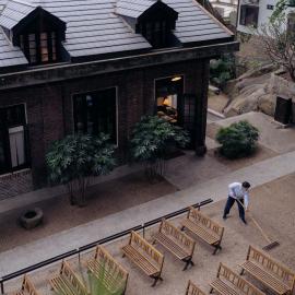 Gulangyu HUMBLE HALL Resort Hotel - Century-Old Historic Building & Banyan Courtyard - Near Sunlight Rock - Free Handmade Afternoon Tea & Breakfast - Pier Luggage Service - Free Island Walking guide & Hidden Route Guide - Paid English Tour Guide Service